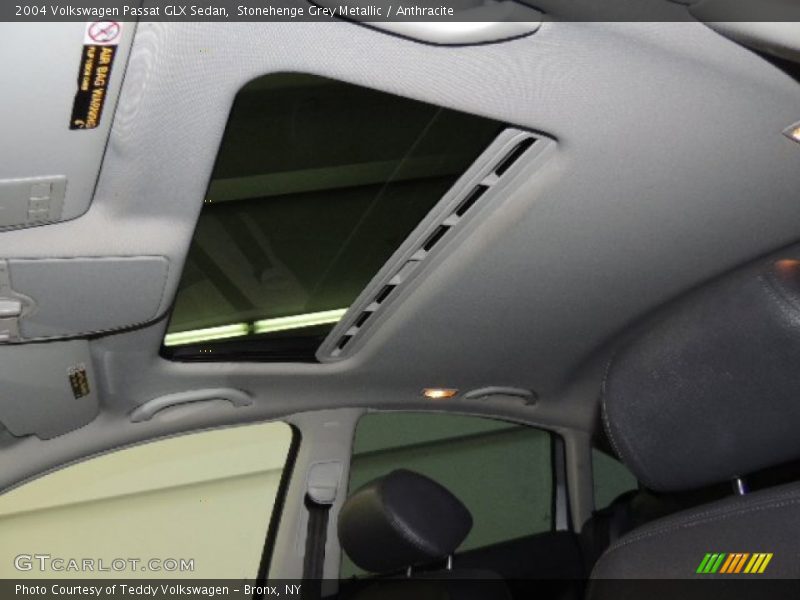 Stonehenge Grey Metallic / Anthracite 2004 Volkswagen Passat GLX Sedan