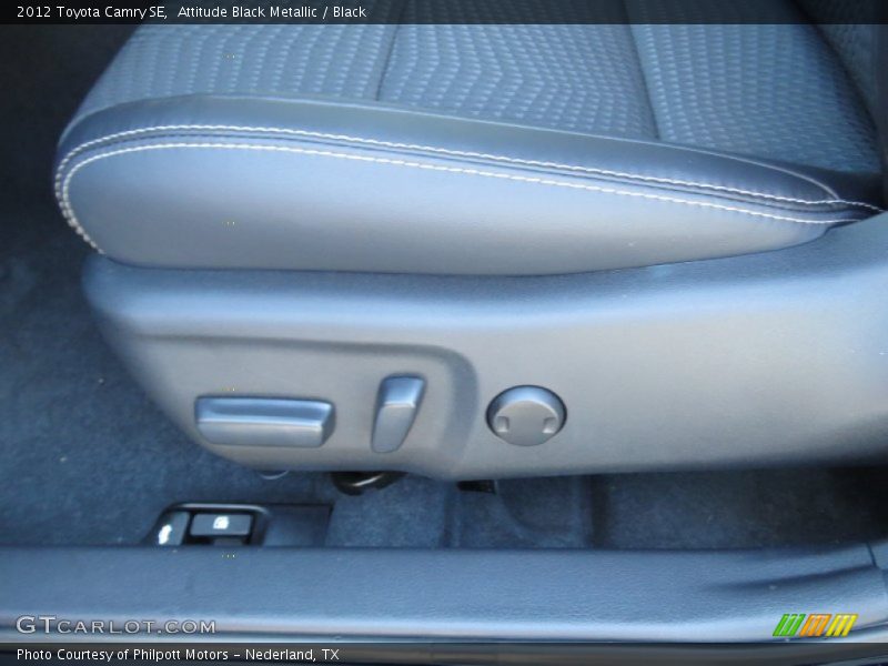Attitude Black Metallic / Black 2012 Toyota Camry SE