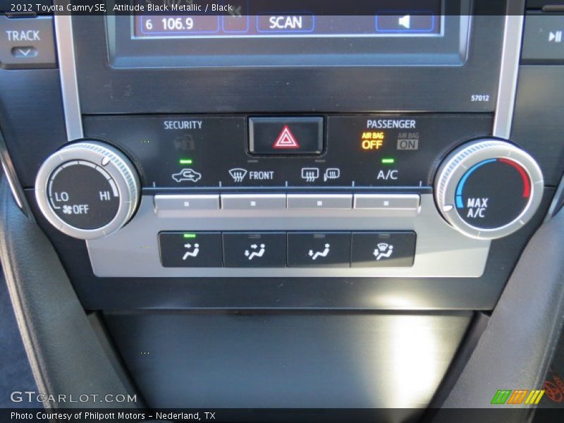 Attitude Black Metallic / Black 2012 Toyota Camry SE