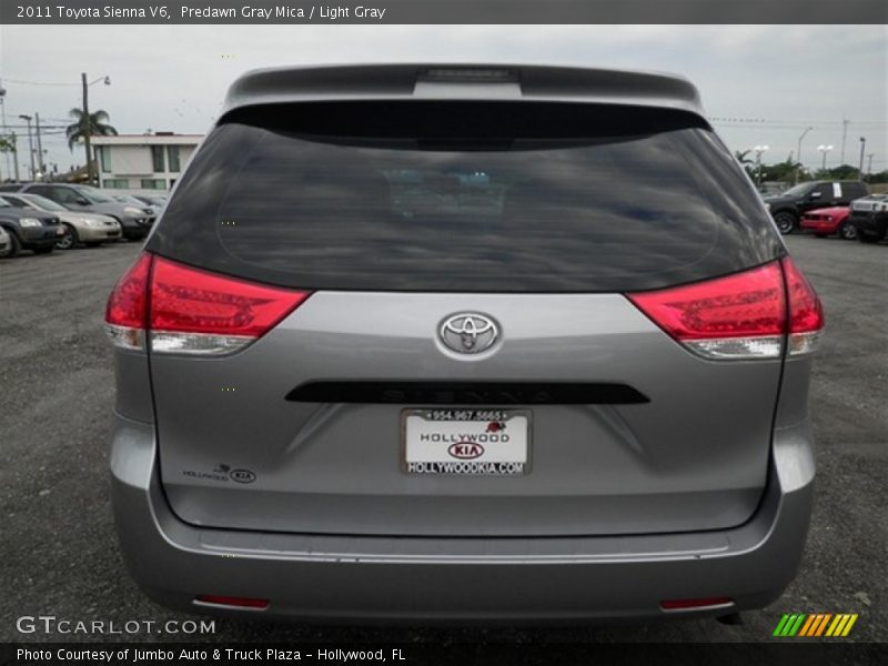 Predawn Gray Mica / Light Gray 2011 Toyota Sienna V6