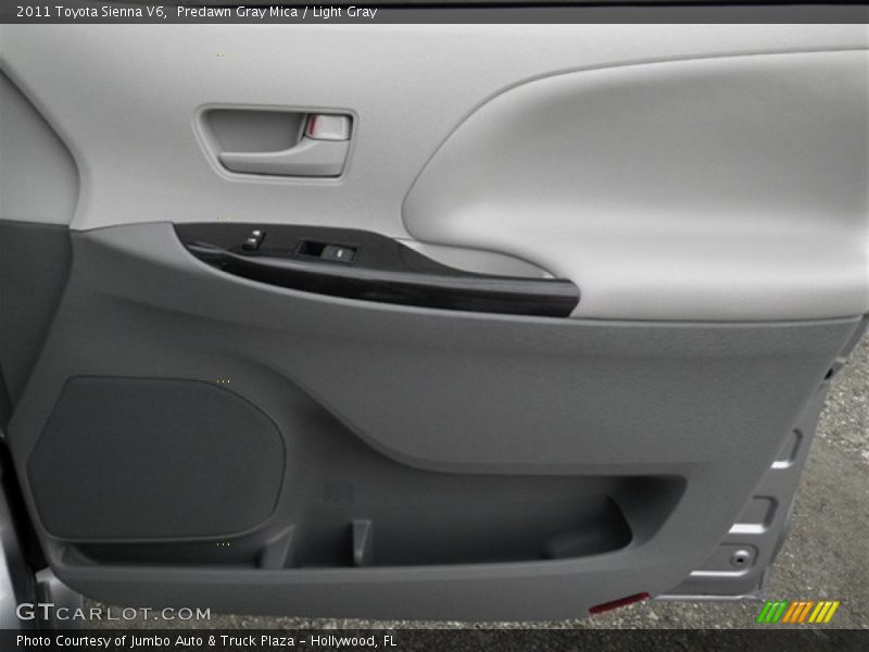 Predawn Gray Mica / Light Gray 2011 Toyota Sienna V6