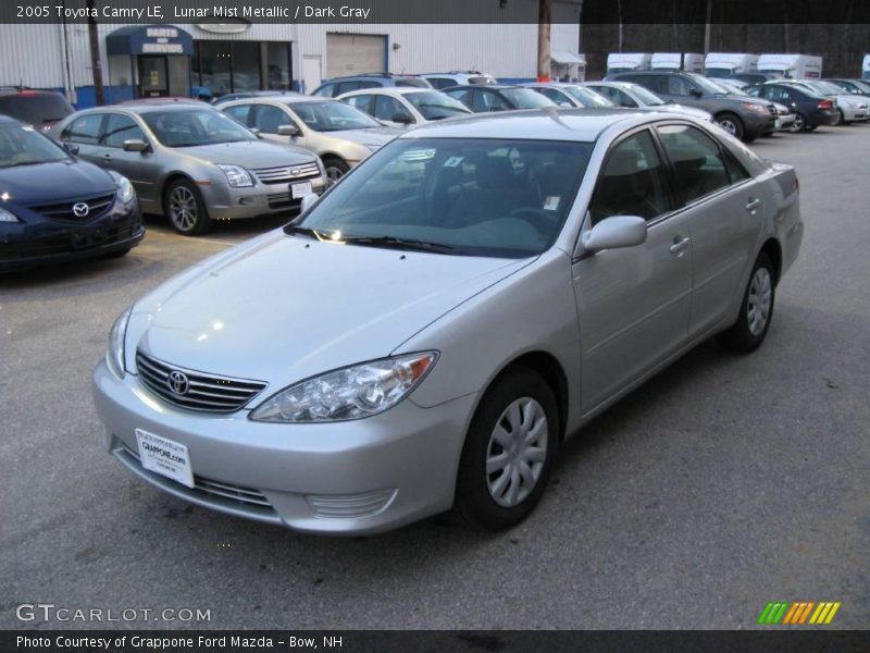 Lunar Mist Metallic / Dark Gray 2005 Toyota Camry LE