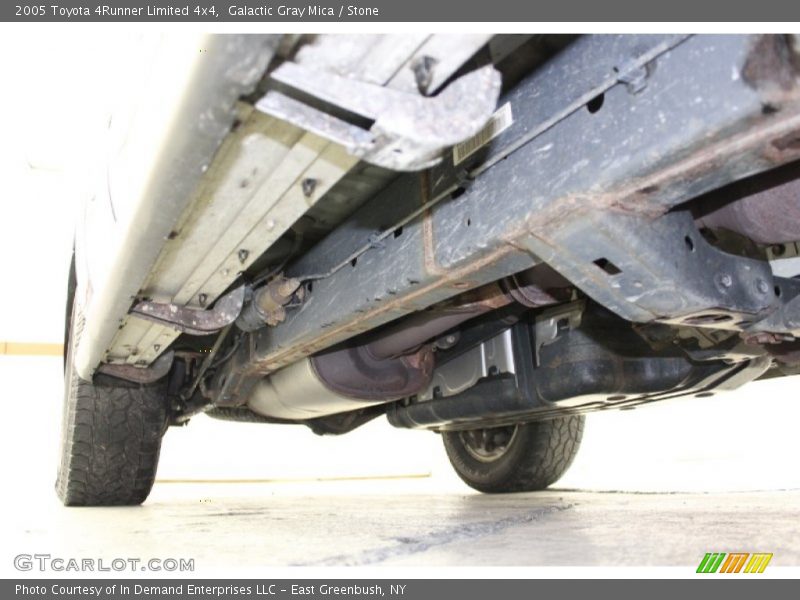 Galactic Gray Mica / Stone 2005 Toyota 4Runner Limited 4x4