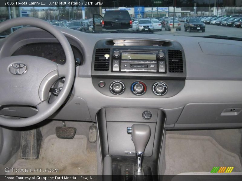 Lunar Mist Metallic / Dark Gray 2005 Toyota Camry LE