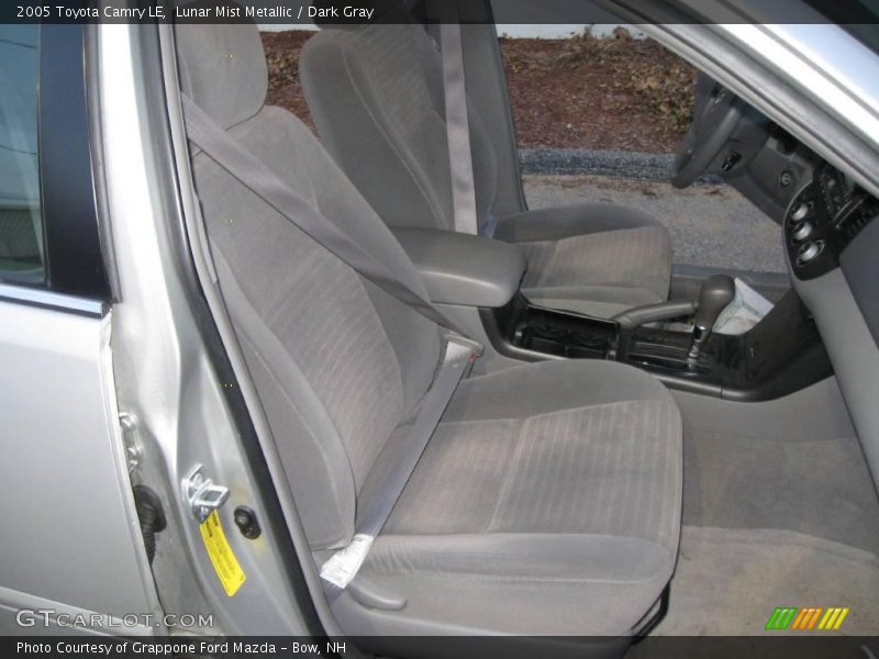 Lunar Mist Metallic / Dark Gray 2005 Toyota Camry LE
