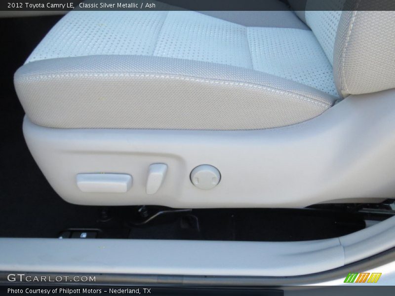 Classic Silver Metallic / Ash 2012 Toyota Camry LE