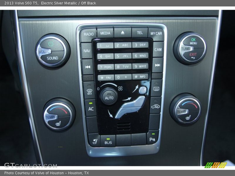 Electric Silver Metallic / Off Black 2013 Volvo S60 T5