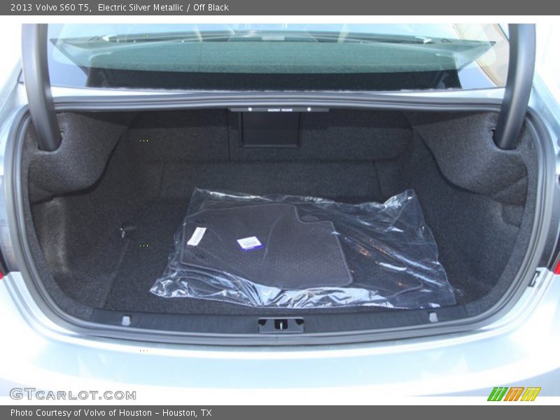Electric Silver Metallic / Off Black 2013 Volvo S60 T5