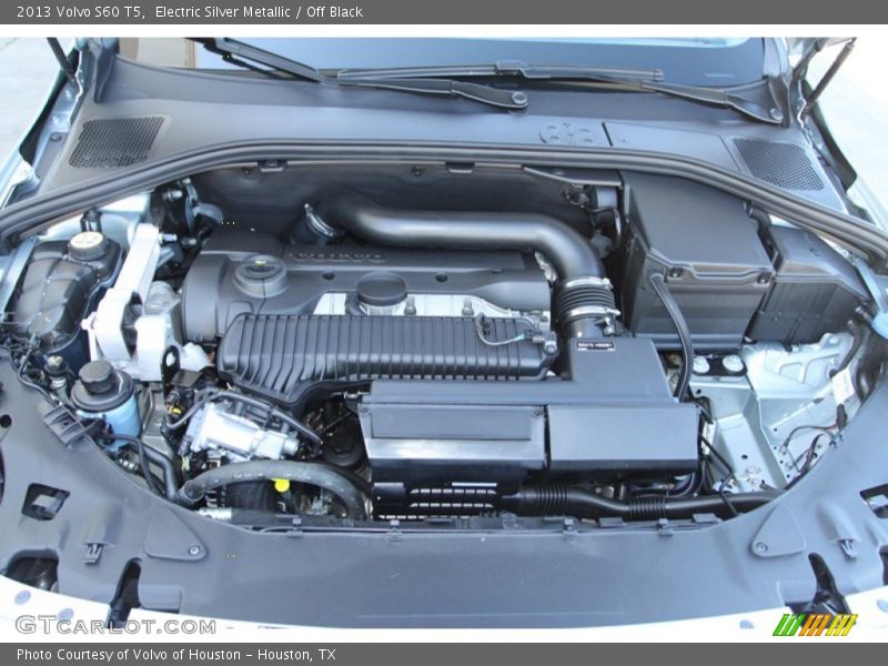 Electric Silver Metallic / Off Black 2013 Volvo S60 T5
