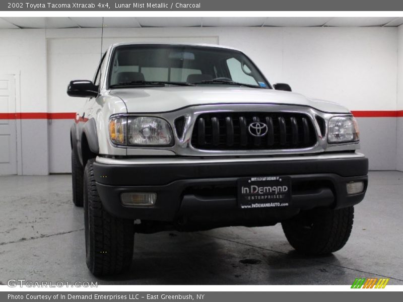 Lunar Mist Metallic / Charcoal 2002 Toyota Tacoma Xtracab 4x4