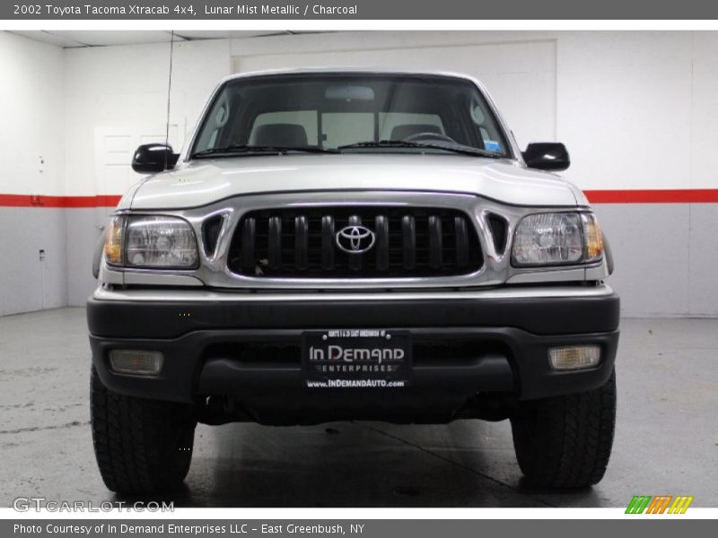 Lunar Mist Metallic / Charcoal 2002 Toyota Tacoma Xtracab 4x4