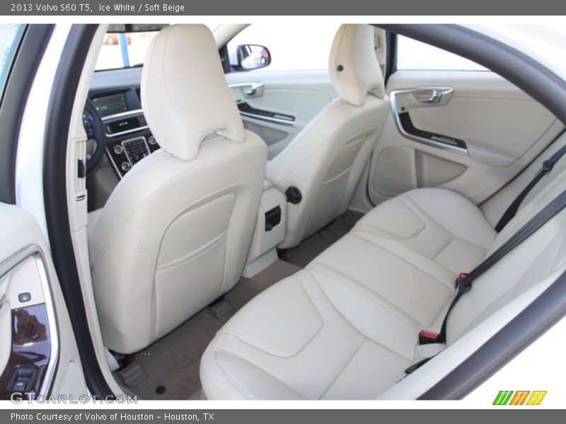 Ice White / Soft Beige 2013 Volvo S60 T5