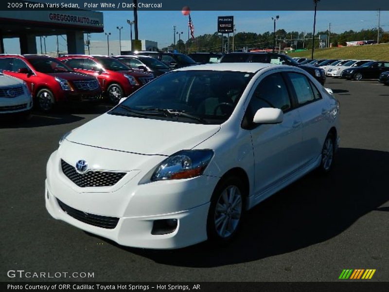 Polar White / Dark Charcoal 2009 Toyota Yaris Sedan