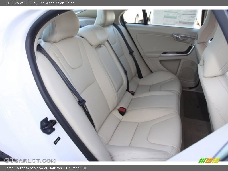 Ice White / Soft Beige 2013 Volvo S60 T5
