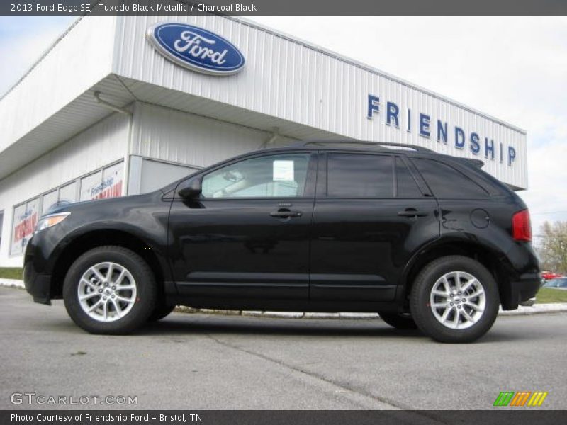 Tuxedo Black Metallic / Charcoal Black 2013 Ford Edge SE