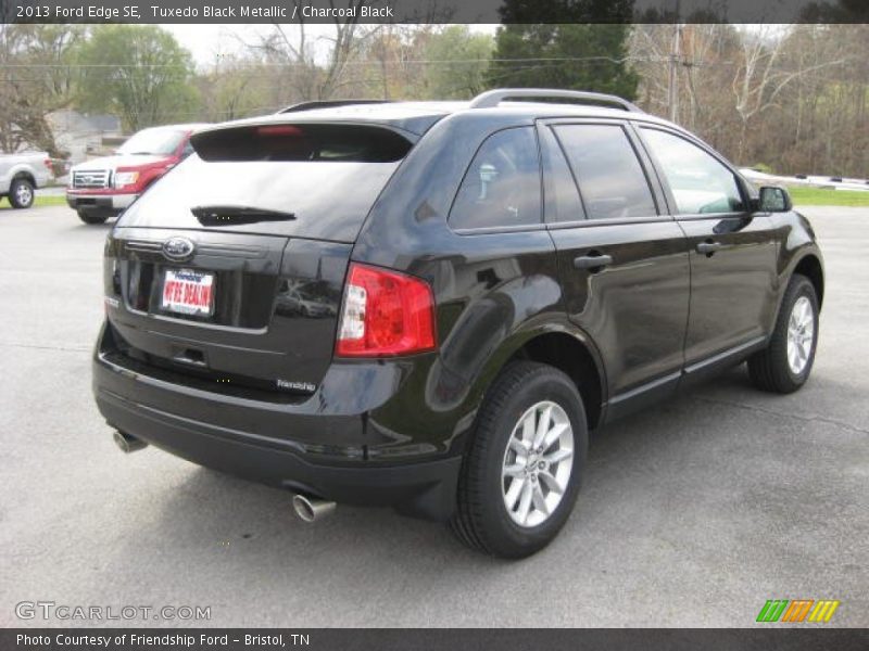 Tuxedo Black Metallic / Charcoal Black 2013 Ford Edge SE