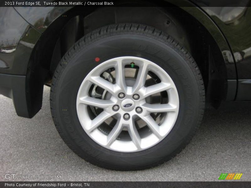 Tuxedo Black Metallic / Charcoal Black 2013 Ford Edge SE
