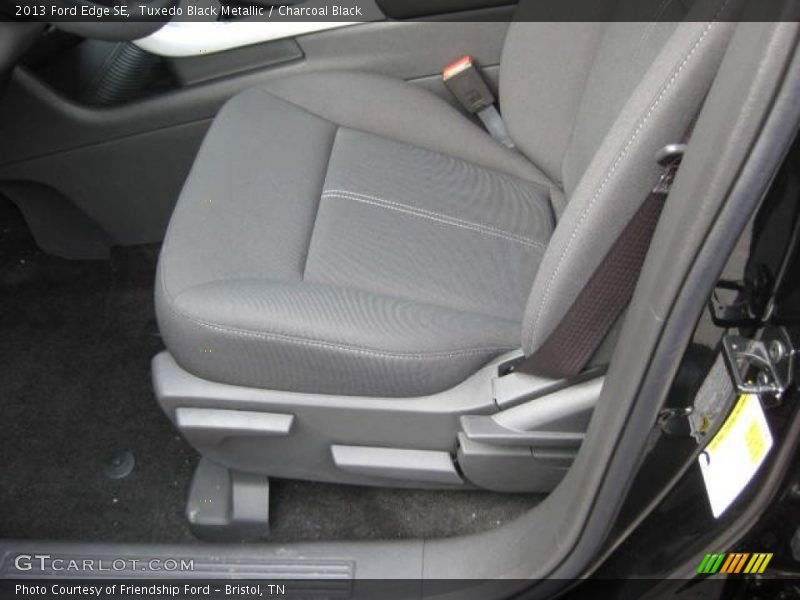 Tuxedo Black Metallic / Charcoal Black 2013 Ford Edge SE