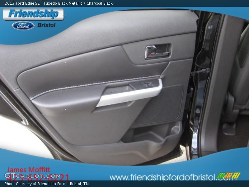 Tuxedo Black Metallic / Charcoal Black 2013 Ford Edge SE