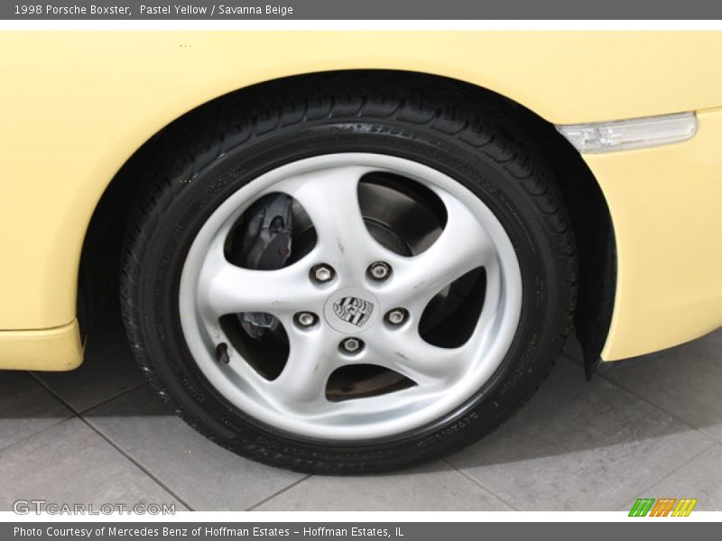 Pastel Yellow / Savanna Beige 1998 Porsche Boxster