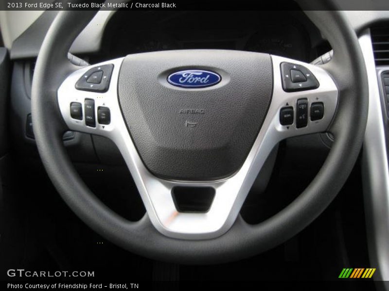 Tuxedo Black Metallic / Charcoal Black 2013 Ford Edge SE