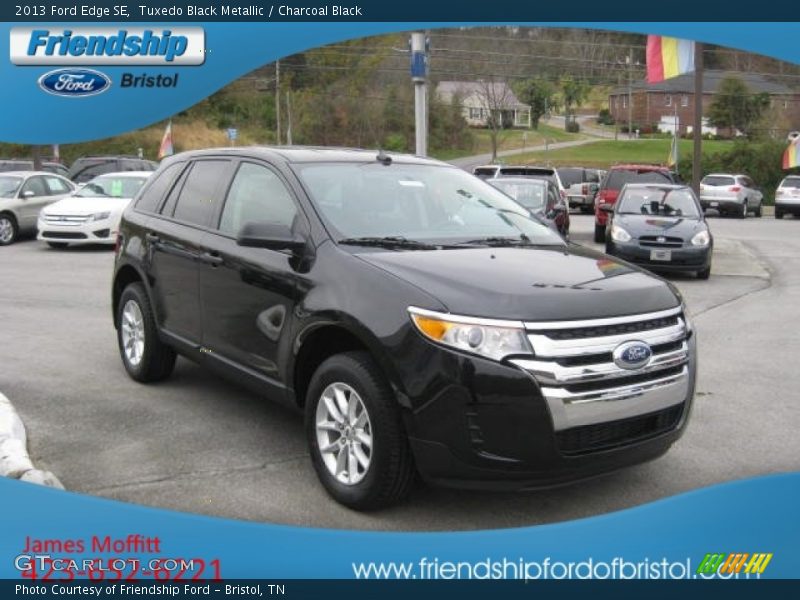 Tuxedo Black Metallic / Charcoal Black 2013 Ford Edge SE