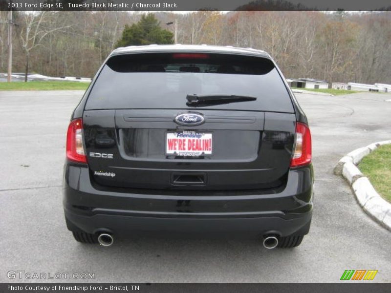 Tuxedo Black Metallic / Charcoal Black 2013 Ford Edge SE