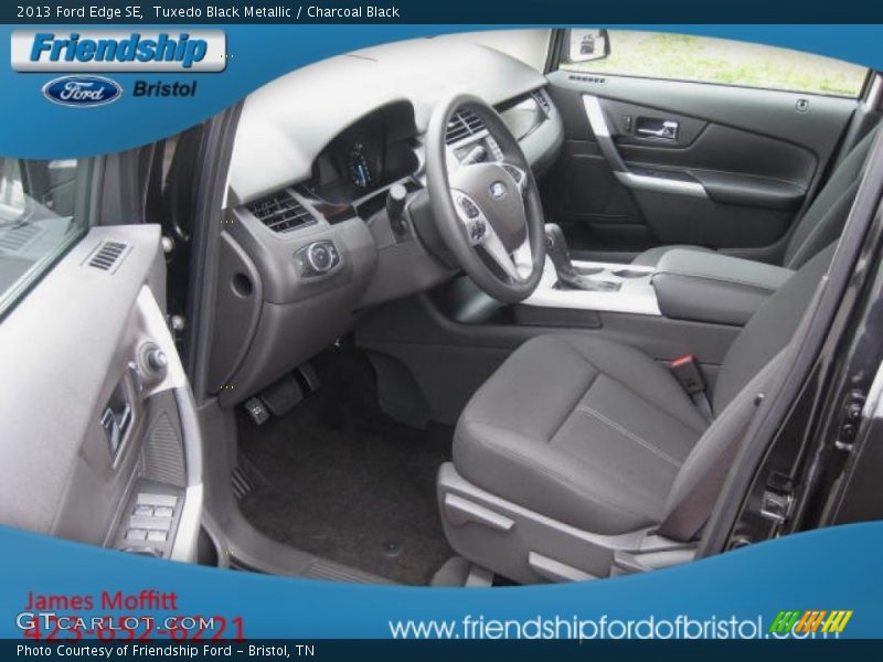 Tuxedo Black Metallic / Charcoal Black 2013 Ford Edge SE