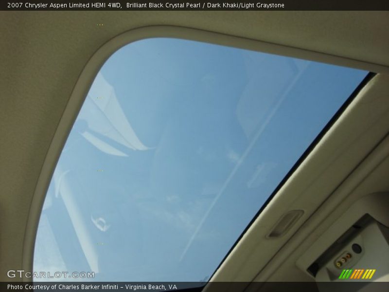 Brilliant Black Crystal Pearl / Dark Khaki/Light Graystone 2007 Chrysler Aspen Limited HEMI 4WD