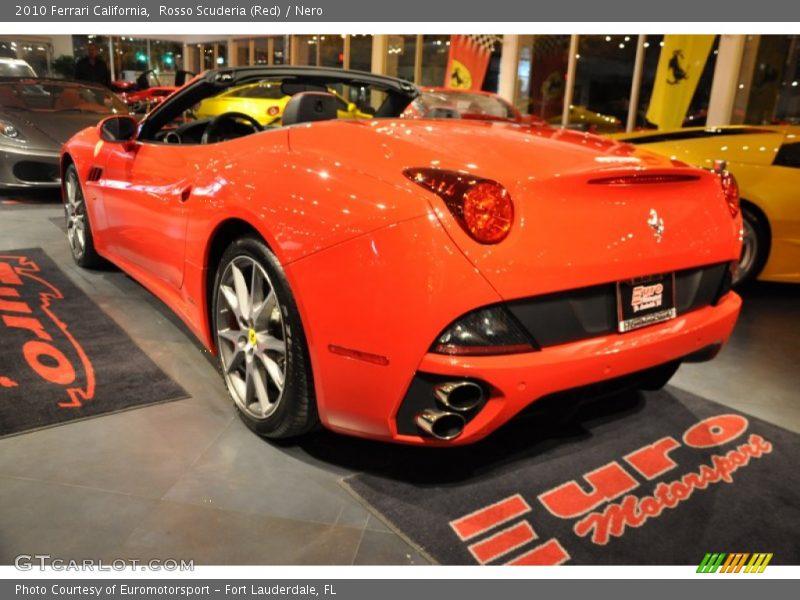 Rosso Scuderia (Red) / Nero 2010 Ferrari California