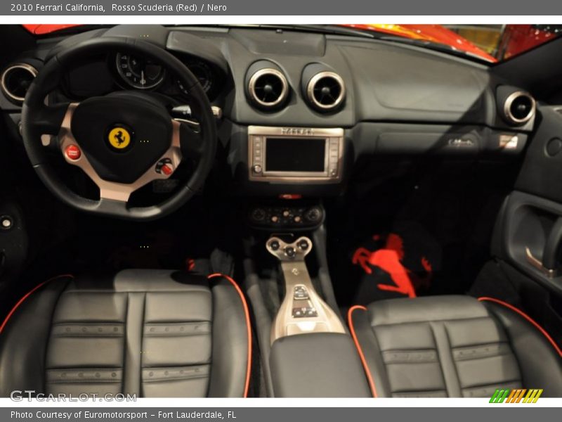 Rosso Scuderia (Red) / Nero 2010 Ferrari California