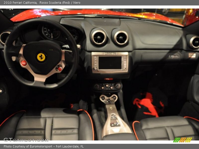 Rosso Scuderia (Red) / Nero 2010 Ferrari California