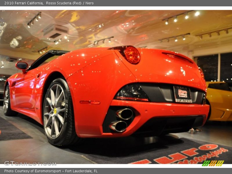 Rosso Scuderia (Red) / Nero 2010 Ferrari California