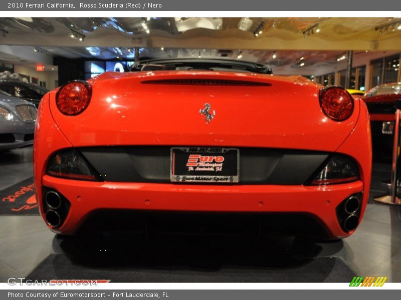 Rosso Scuderia (Red) / Nero 2010 Ferrari California