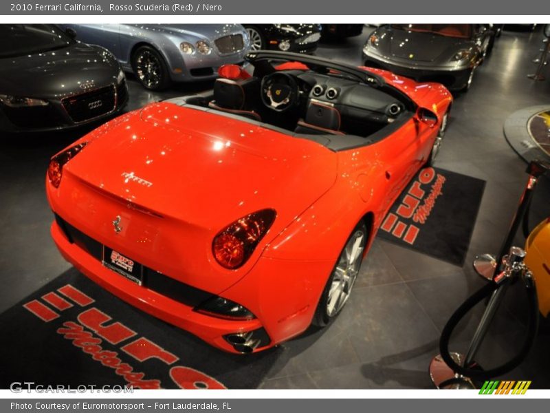 Rosso Scuderia (Red) / Nero 2010 Ferrari California