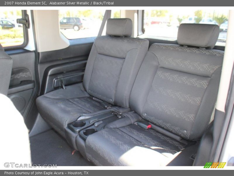 Rear Seat of 2007 Element SC
