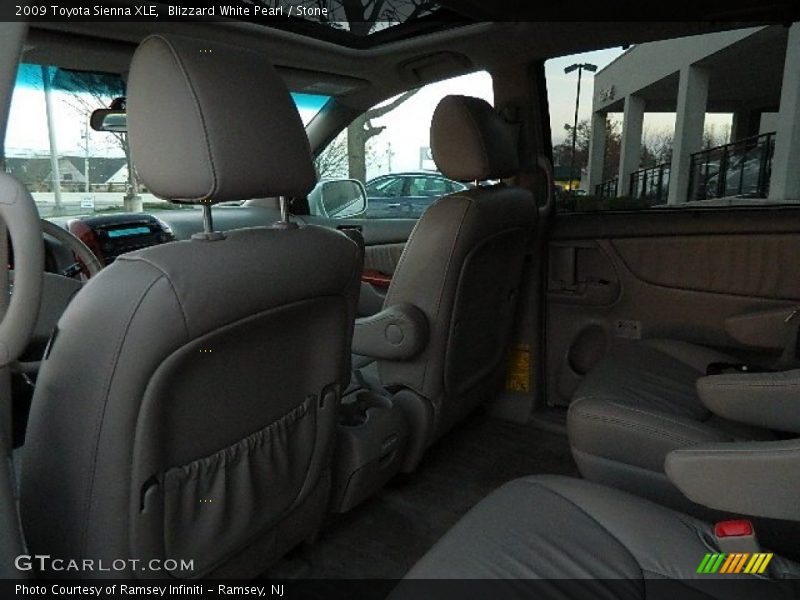 Blizzard White Pearl / Stone 2009 Toyota Sienna XLE