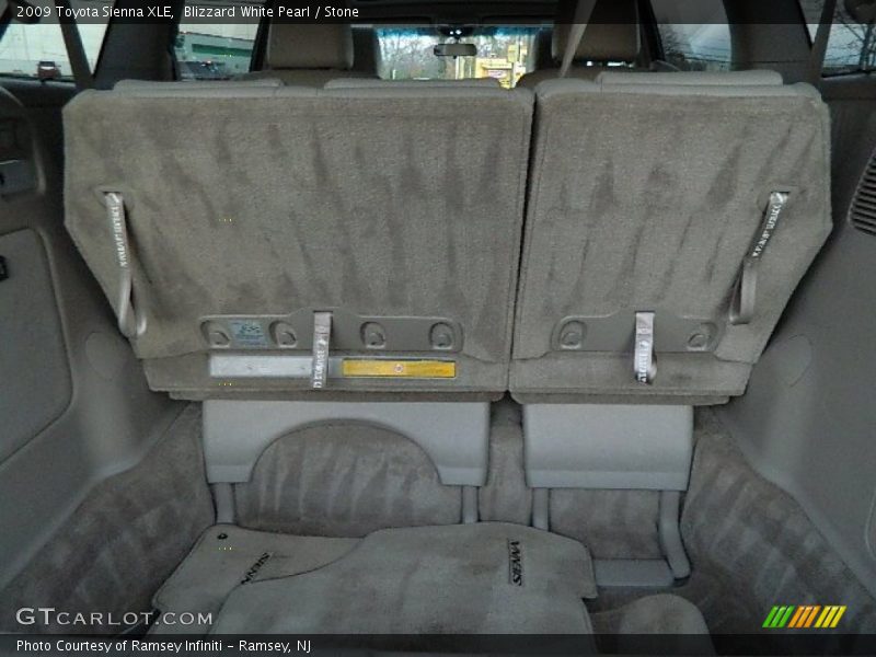 Blizzard White Pearl / Stone 2009 Toyota Sienna XLE