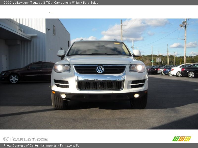 Campanella White / Pure Beige 2009 Volkswagen Touareg 2 TDI