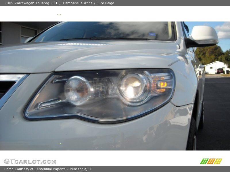 Campanella White / Pure Beige 2009 Volkswagen Touareg 2 TDI
