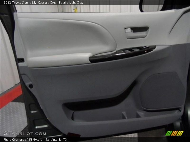 Cypress Green Pearl / Light Gray 2012 Toyota Sienna LE