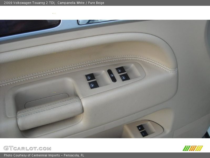 Campanella White / Pure Beige 2009 Volkswagen Touareg 2 TDI