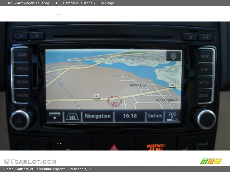 Campanella White / Pure Beige 2009 Volkswagen Touareg 2 TDI