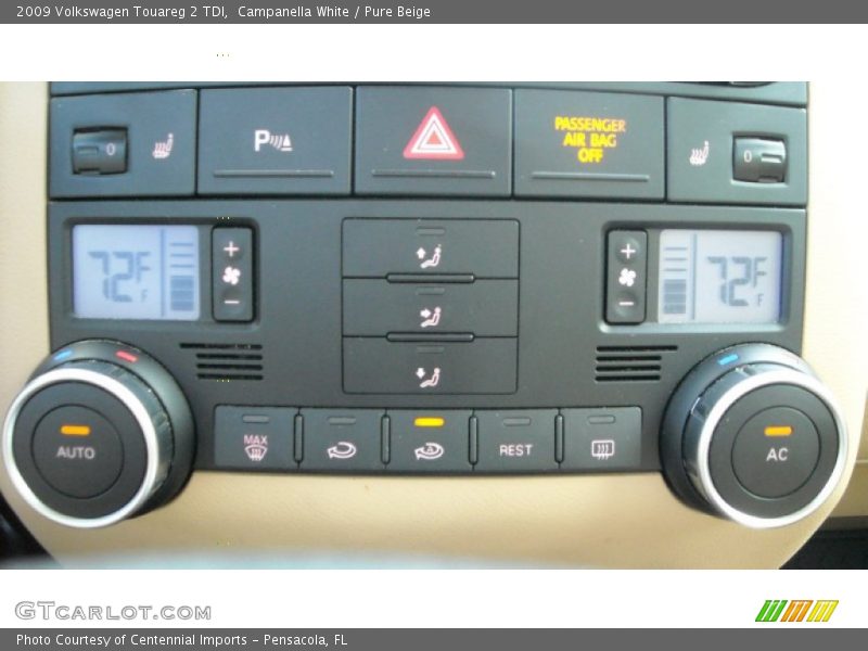 Campanella White / Pure Beige 2009 Volkswagen Touareg 2 TDI