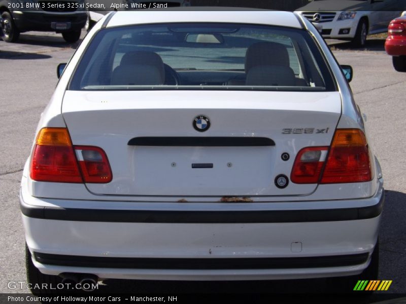 Alpine White / Sand 2001 BMW 3 Series 325xi Sedan