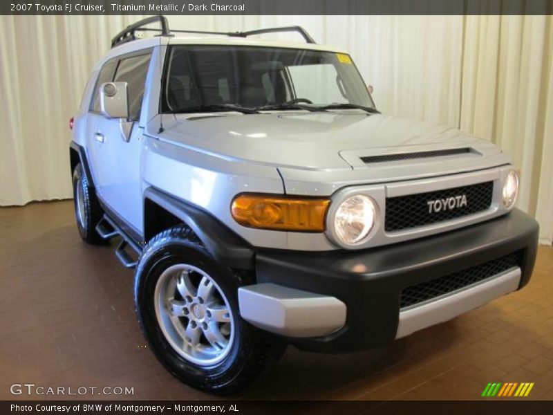 Titanium Metallic / Dark Charcoal 2007 Toyota FJ Cruiser