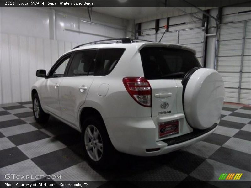 Super White / Sand Beige 2012 Toyota RAV4 I4
