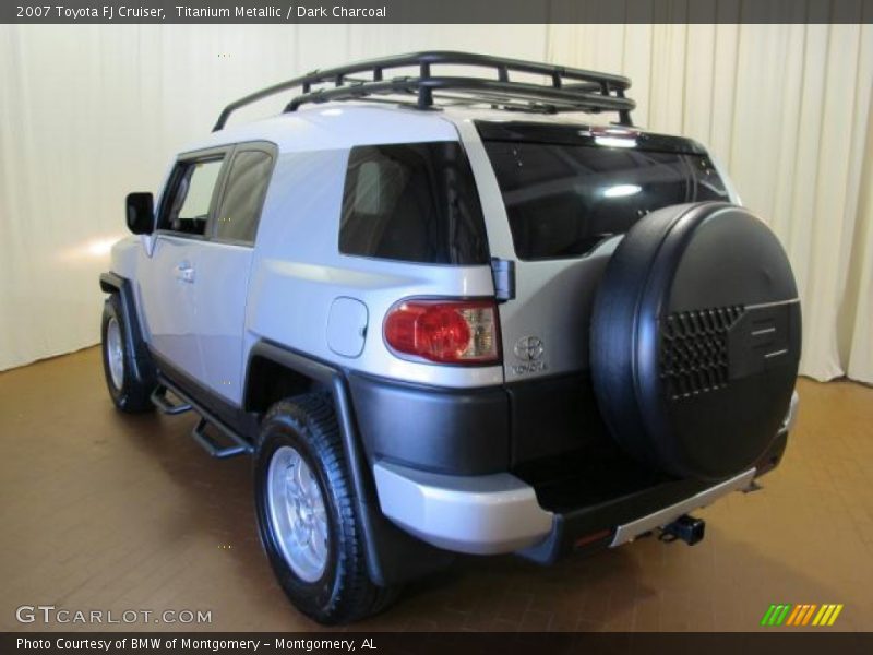 Titanium Metallic / Dark Charcoal 2007 Toyota FJ Cruiser