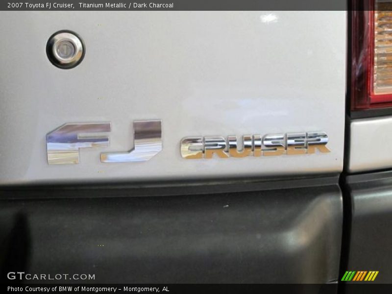 Titanium Metallic / Dark Charcoal 2007 Toyota FJ Cruiser