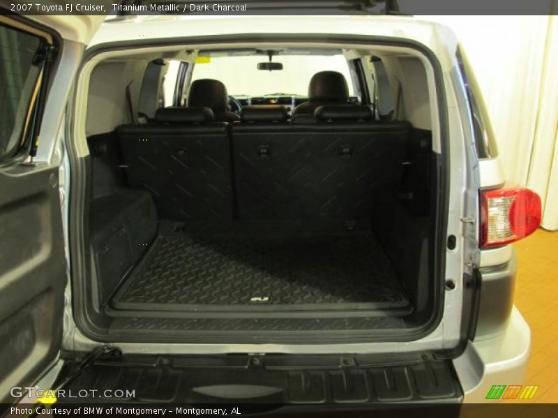 Titanium Metallic / Dark Charcoal 2007 Toyota FJ Cruiser